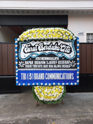 Papan Bunga Duka di Lontar
